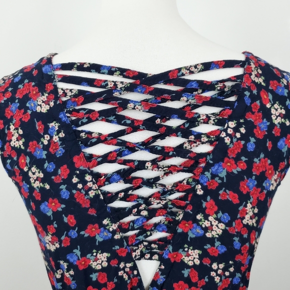 Forever 21 Floral Criss Cross Back Tunic - Picture 11 of 13